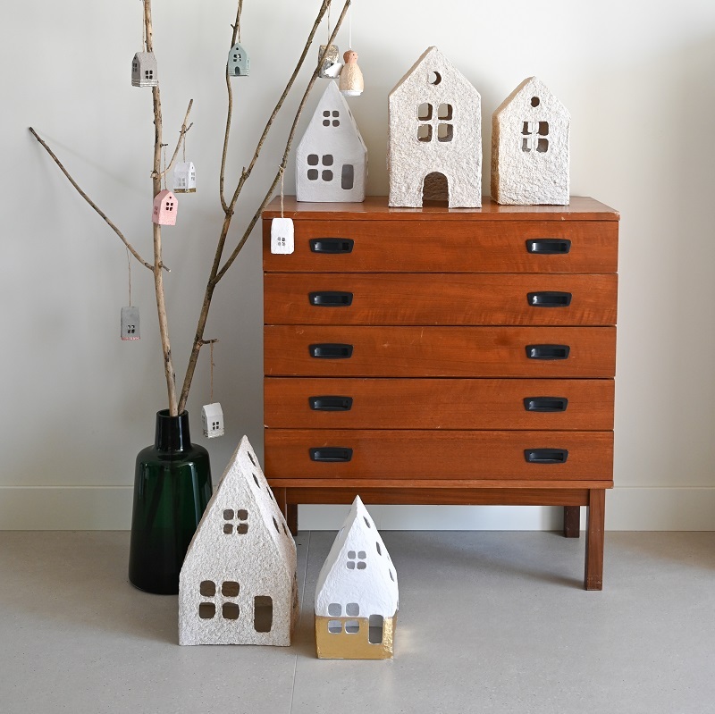 Cotton-maché huisjes